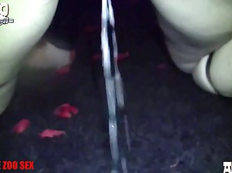 Alexa Rovento Zoofilia