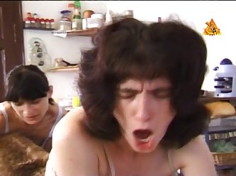 Hund Fickt Frau Zoophilie Porno