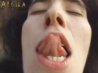 Esther In Muffugnugen
